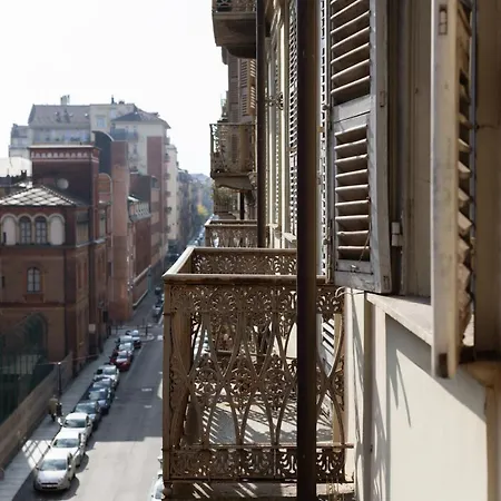 Appartement Gioberti's - 100 Sqm - 2 Bedrooms And Free Private Parking In The Center