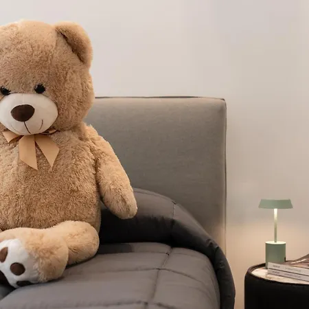 Gioberti's - 100 Sqm - 2 Bedrooms And Free Private Parking In The Center *