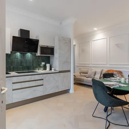 Gioberti's - 100 Sqm - 2 Bedrooms And Free Private Parking In The Center * Turin