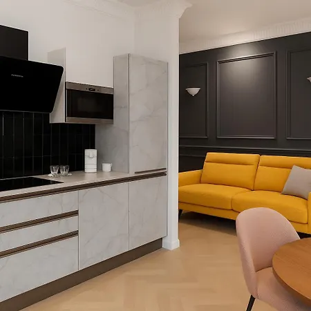 Gioberti's - 100 Sqm - 2 Bedrooms And Free Private Parking In The Center Appartamento Torino