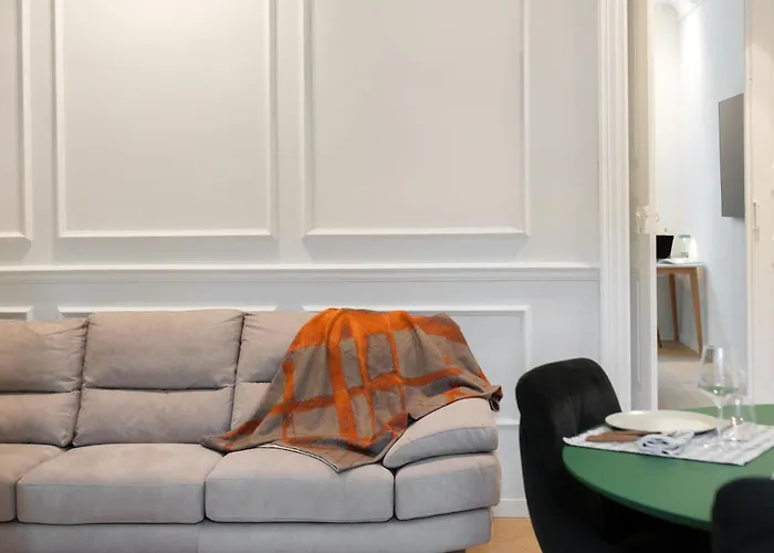 Gioberti's - 100 Sqm - 2 Bedrooms And Free Private Parking In The Center Apartament