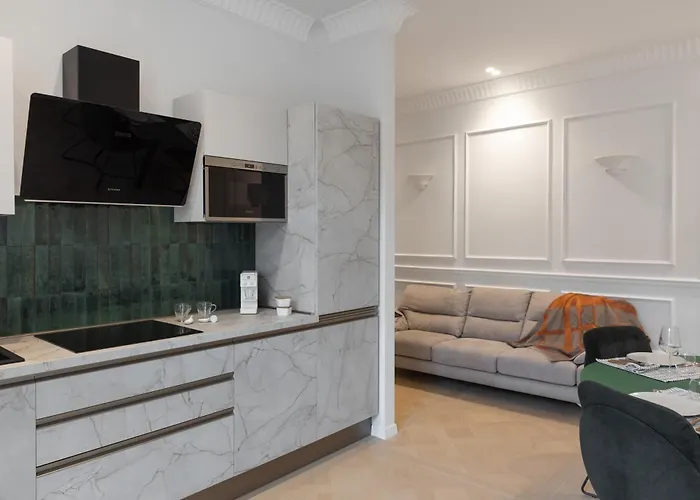 Gioberti's - 100 Sqm - 2 Bedrooms And Free Private Parking In The Center *