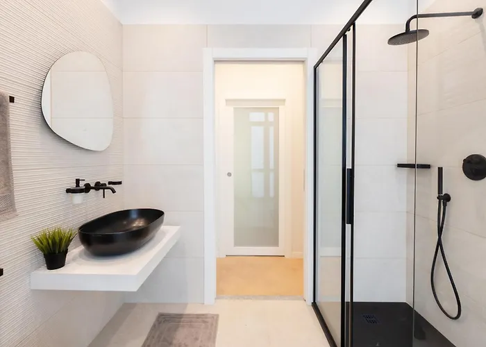 Gioberti's - 100 Sqm - 2 Bedrooms And Free Private Parking In The Center