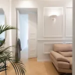 Gioberti's - 100 Sqm - 2 Bedrooms And Free Private Parking In The Center Appartamento *