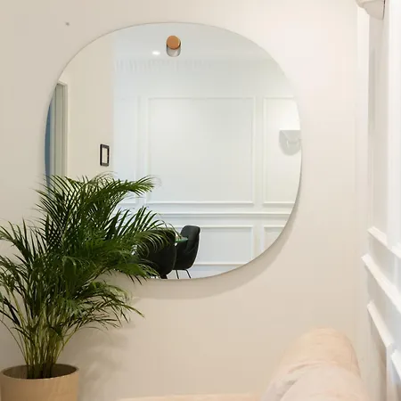 Lägenhet Gioberti's - 100 Sqm - 2 Bedrooms And Free Private Parking In The Center