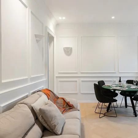 Gioberti's - 100 Sqm - 2 Bedrooms And Free Private Parking In The Center Turin