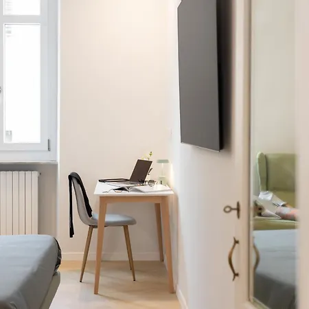 Gioberti's - 100 Sqm - 2 Bedrooms And Free Private Parking In The Center Lägenhet Turin