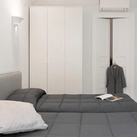 Gioberti's - 100 Sqm - 2 Bedrooms And Free Private Parking In The Center Lägenhet Turin