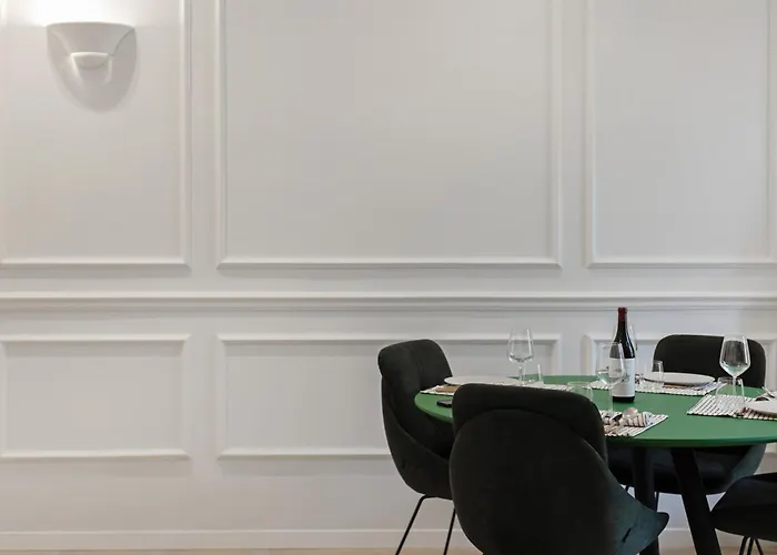 Gioberti's - 100 Sqm - 2 Bedrooms And Free Private Parking In The Center Appartement