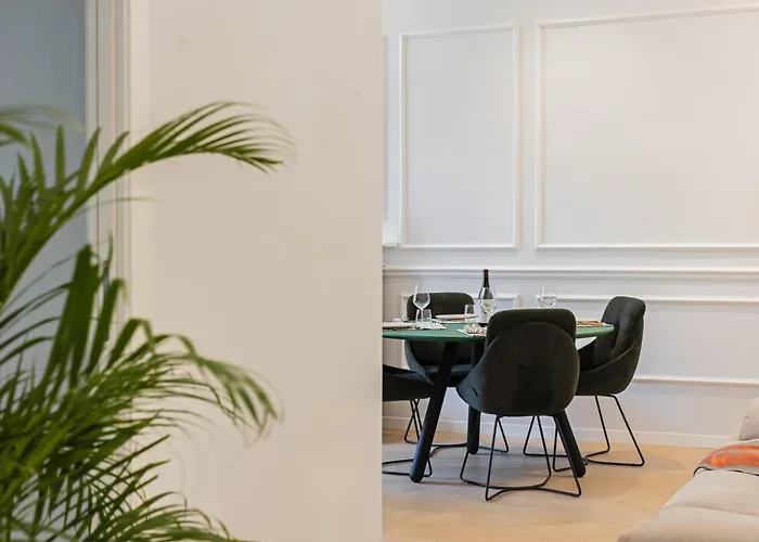 Gioberti's - 100 Sqm - 2 Bedrooms And Free Private Parking In The Center