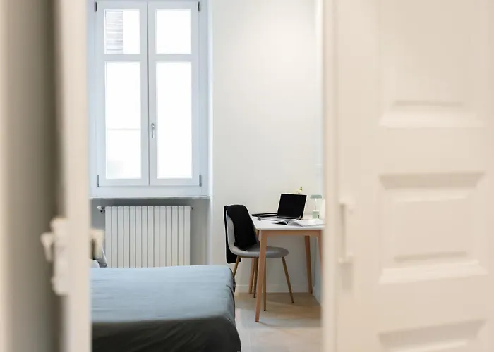 Gioberti's - 100 Sqm - 2 Bedrooms And Free Private Parking In The Center Appartement *