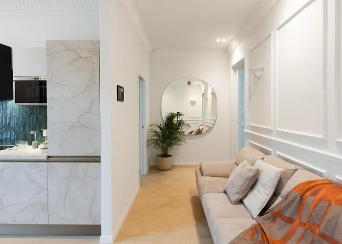 Gioberti's - 100 Sqm - 2 Bedrooms And Free Private Parking In The Center