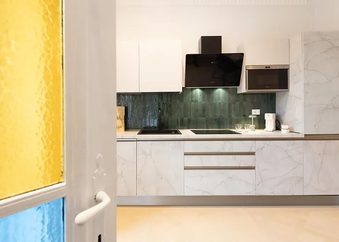 Gioberti's - 100 Sqm - 2 Bedrooms And Free Private Parking In The Center *