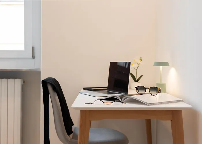 Gioberti's - 100 Sqm - 2 Bedrooms And Free Private Parking In The Center *